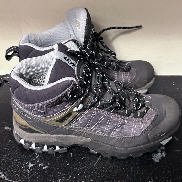 Salomon Shoes - Salomon Fastpacker Black Gore-Tex. Not for sale